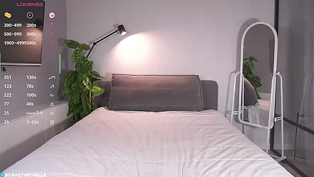 MaryCoopeer online show from March 21, 2:29 pm