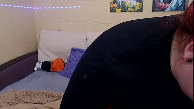 JuliaKeln online show from February 17, 10:14 pm