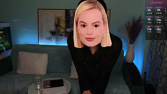 Snapshot of HoneyGirl55 chatting on February 2, 3:07 pm HoneyGirl55 online show from February 2, 3:07 pm