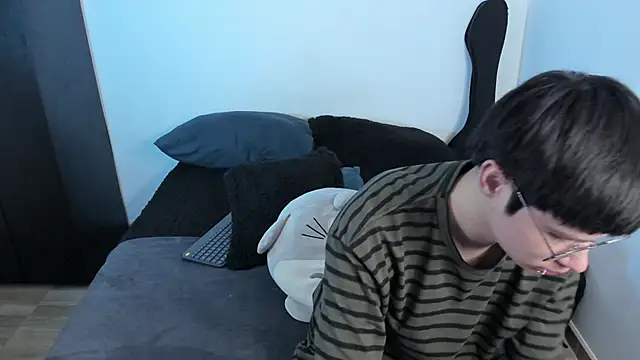 Aventure Twinks online show from January 10, 6:53 pm