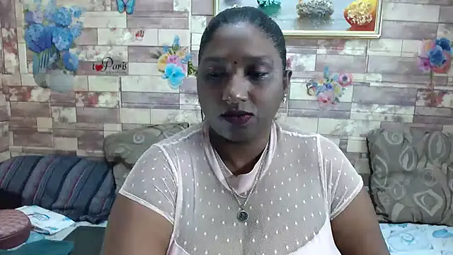 Snapshot of Indian_tracy chatting on September 9, 10:15 am Indian tracy online show from September 9, 10:15 am