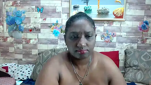 Snapshot of Indian_tracy chatting on September 29, 8:08 am Indian tracy online show from September 29, 8:08 am