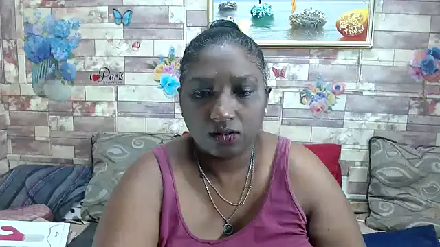 Snapshot of Indian_tracy chatting on October 12, 9:41 am Indian tracy online show from October 12, 9:41 am