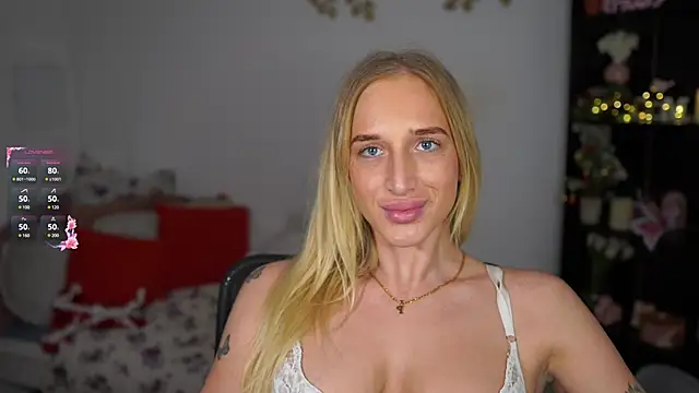 Snapshot of Nicolette__Shea_ chatting on January 3, 4:59 pm Nicolette Shea online show from January 3, 4:59 pm