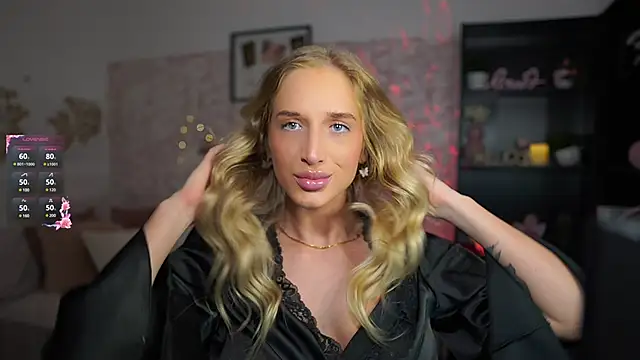 Snapshot of Nicolette__Shea_ chatting on March 15, 10:24 am Nicolette Shea online show from March 15, 10:24 am