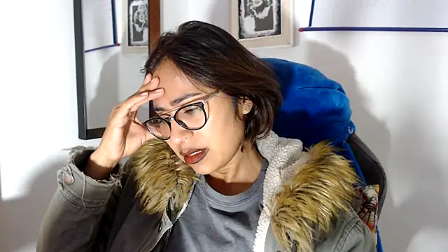 Snapshot of fantasty_nylon chatting on January 17, 11:29 pm fantasty nylon online show from January 17, 11:29 pm