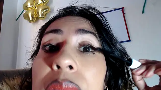 Snapshot of fantasty_nylon chatting on October 10, 4:28 pm fantasty nylon online show from October 10, 4:28 pm