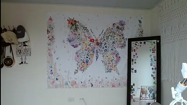 reaLISStic online show from November 27, 4:20 pm