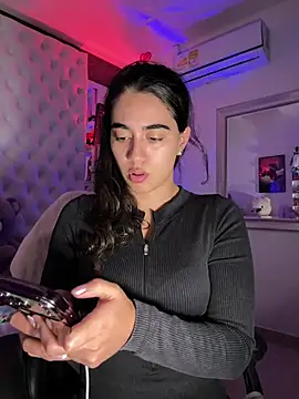 ZarahEvans online show from March 11, 9:43 pm