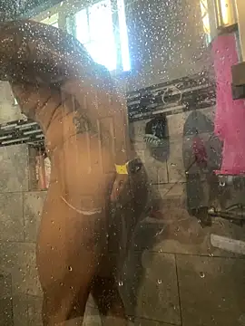 RoodoggXL online show from February 15, 4:45 pm