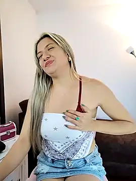 valeriahunter1 online show from December 17, 10:32 pm