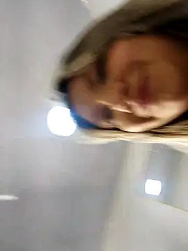 valeriahunter1 online show from February 18, 10:39 pm