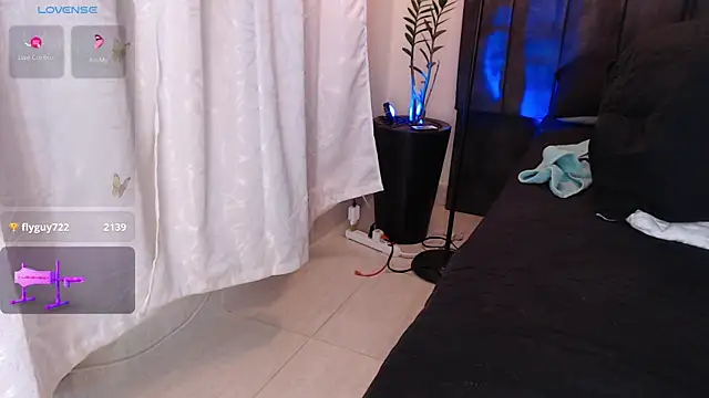 Snapshot of Diegoarctic chatting on December 25, 10:16 pm Diegoarctic online show from December 25, 10:16 pm