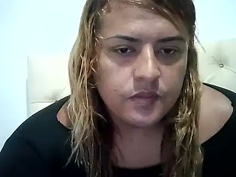 KIARAMARSHALLWELLZ online show from December 13, 11:02 am