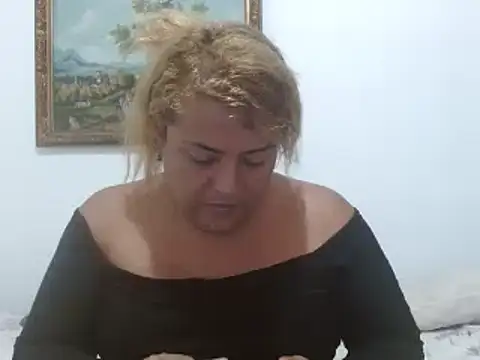 KIARAMARSHALLWELLZ online show from January 20, 4:01 pm