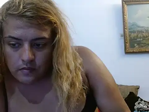 KIARAMARSHALLWELLZ online show from January 28, 6:49 pm