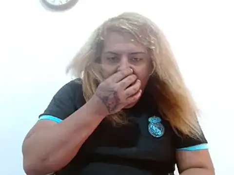 KIARAMARSHALLWELLZ online show from January 31, 6:47 pm