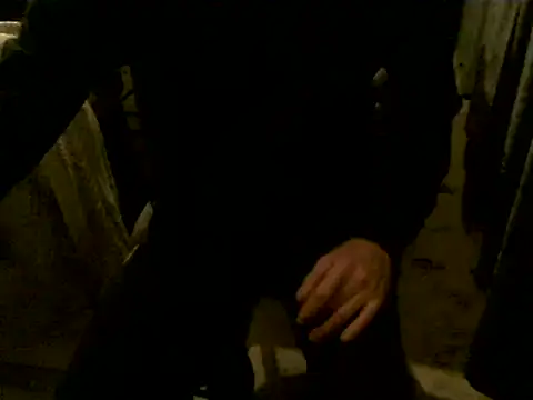 Snapshot of hornyman18cm39 chatting on December 7, 4:25 pm hornyman18cm39 online show from December 7, 4:25 pm