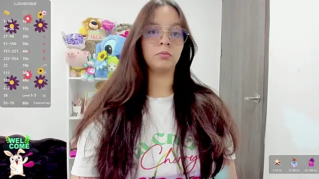 Snapshot of Valery7rose_ chatting on July 18, 2:54 pm Valery7rose online show from July 18, 2:54 pm