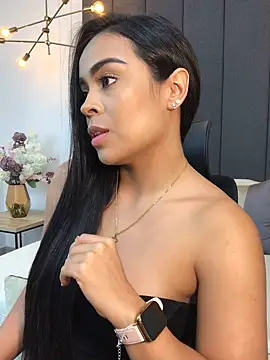 Snapshot of JuanaSimons chatting on December 19, 2:34 am JuanaSimons online show from December 19, 2:34 am