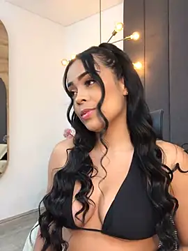 Snapshot of JuanaSimons chatting on December 23, 11:06 pm JuanaSimons online show from December 23, 11:06 pm