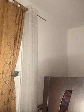 Snapshot of JuanaSimons chatting on October 10, 1:37 am JuanaSimons online show from October 10, 1:37 am