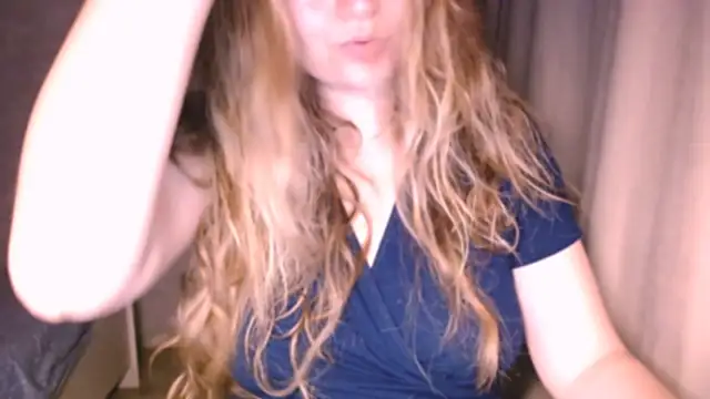 fiona cute 2 online show from October 5, 7:45 pm