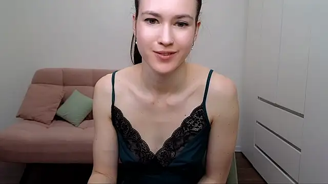 AliciaNewell online show from February 24, 2:48 pm