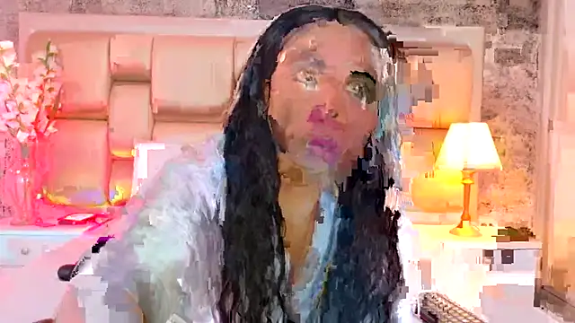 Snapshot of AlisonTravis chatting on October 29, 8:32 pm AlisonTravis online show from October 29, 8:32 pm