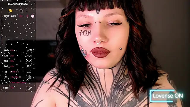 Snapshot of tradishka chatting on January 20, 8:18 pm tradishka online show from January 20, 8:18 pm