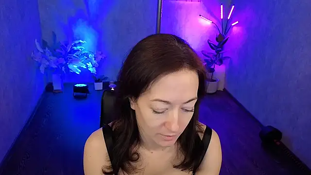 kimberlyray777 online show from February 16, 6:20 am