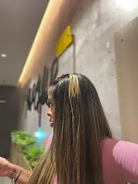 Emilia Bakerr online show from January 27, 6:20 pm