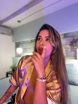 Emilia Bakerr online show from February 13, 9:17 pm