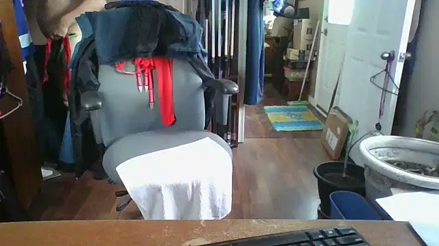 Daremeknot online show from February 19, 2:55 pm