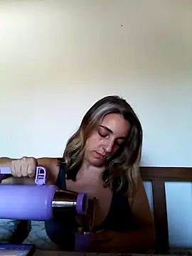 Snapshot of nenamalanenamala chatting on January 31, 2:17 pm nenamalanenamala online show from January 31, 2:17 pm