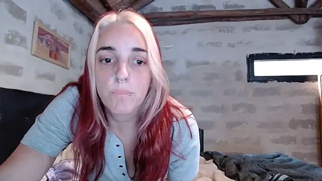 Snapshot of nenamalanenamala chatting on October 22, 4:29 pm nenamalanenamala online show from October 22, 4:29 pm