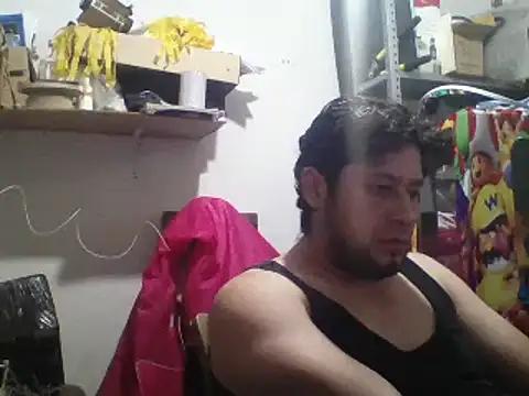 Snapshot of simpatico1000 chatting on February 24, 2:30 am simpatico1000 online show from February 24, 2:30 am