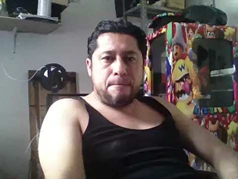 Snapshot of simpatico1000 chatting on March 1, 10:42 pm simpatico1000 online show from March 1, 10:42 pm