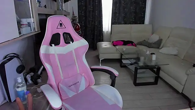 KaylaLaine online show from February 21, 5:56 am