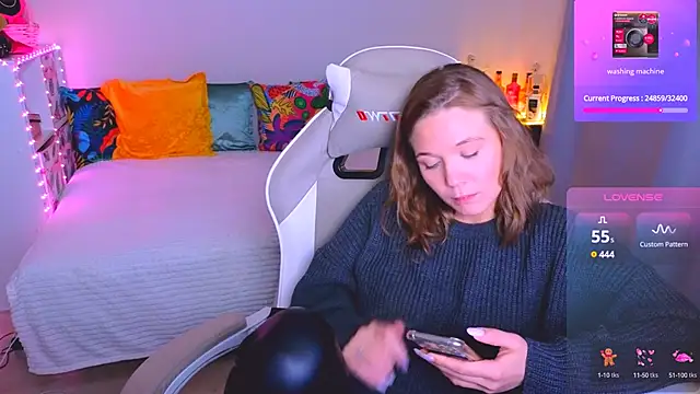 Snapshot of Karen_morris chatting on December 15, 3:31 pm Karen morris online show from December 15, 3:31 pm