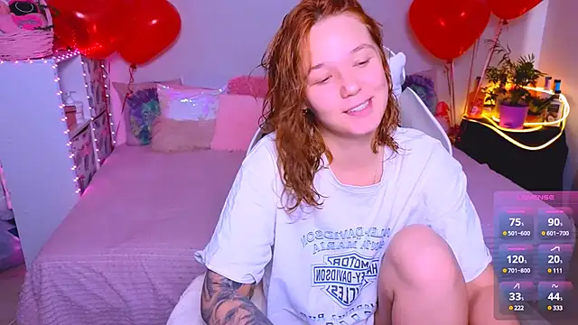 Snapshot of Karen_morris chatting on February 19, 11:17 am Karen morris online show from February 19, 11:17 am