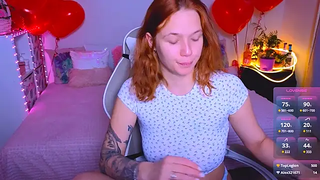 Snapshot of Karen_morris chatting on February 19, 2:34 pm Karen morris online show from February 19, 2:34 pm