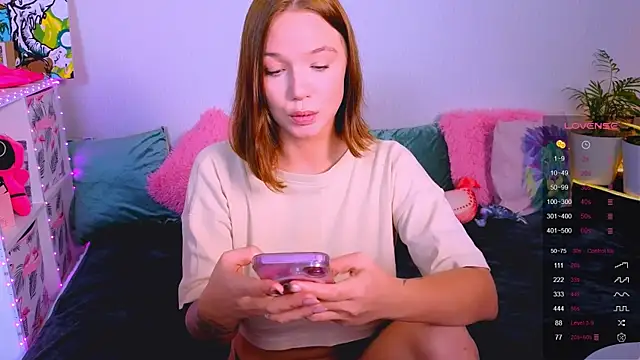 Snapshot of Karen_morris chatting on September 30, 3:28 pm Karen morris online show from September 30, 3:28 pm