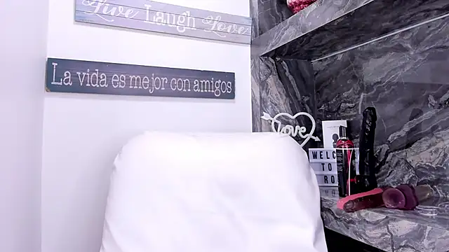 miss danika online show from January 31, 2:07 pm