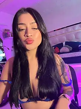 lucianaroy online show from February 22, 4:13 am