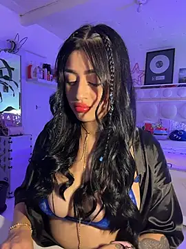 lucianaroy online show from April 8, 3:28 am