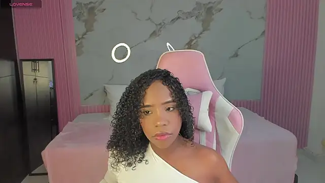 lia 16 online show from February 5, 3:31 pm