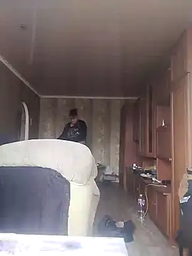 Snapshot of DjiniCD chatting on January 3, 9:25 am DjiniCD online show from January 3, 9:25 am