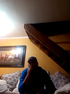 TrainedFinder5 online show from October 9, 3:26 am