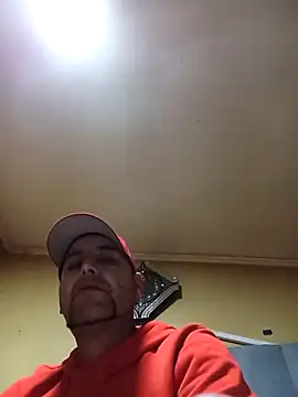 TrainedFinder5 online show from April 21, 2:26 am